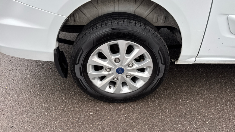 Ford Transit Custom 300 L1 Diesel Fwd 2.0 EcoBlue 130ps Low Roof D/Cab Limited Van